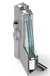 Thermisch getrenntes Aluprofil von NORTA mit dreifacher Verglasung. Optimaler Wärmeschutz und Stabilität für moderne Gebäude.