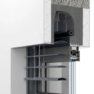 Fensterdetail mit grauer Außenjalousie von NORTA. Hochwertige Lösung für optimierte Lichtsteuerung und Wärmedämmung.