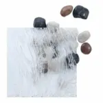 Strukturiertes Ornamentglas Barole von NORTA. Ideal für Sichtschutz bei Fenstern und Haustüren, lichtdurchlässig und dekorativ.