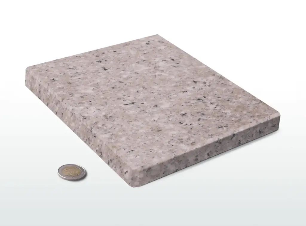 Fensterbank in Granitoptik von NORTA. Robustes Naturstein-Design für langlebige und stilvolle Fensterabschlüsse.