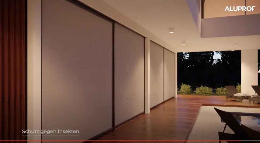 Insektenschutz-Screen von NORTA für Fenster und Türen. Effektiver Schutz gegen Insekten, ideal für Terrassen und Außenbereiche.