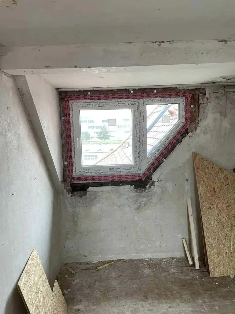 Sanierung eines Dachfensters in Gernsbach. Effektive Lösung für lichtdurchflutete Räume und energieeffiziente Dämmung von NORTA.