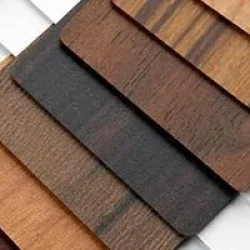 Verschiedene NORTA Dekorfolien in Holzoptik. Perfekt für individuelle Fenster- und Türgestaltungen mit natürlichem Charme.