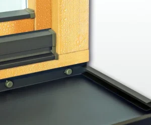 Fensterbank mit Kappe von NORTA. Effektive Lösung zur Vermeidung von Wärmebrücken und für eine verbesserte Isolierung.