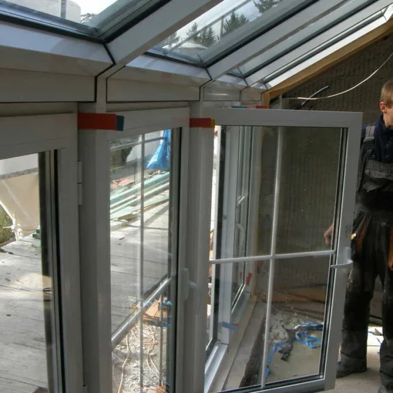 Aluminium Kniestockfenster von NORTA in München. Optimale Dachfensterlösung für Licht und Isolation im Dachgeschoss.